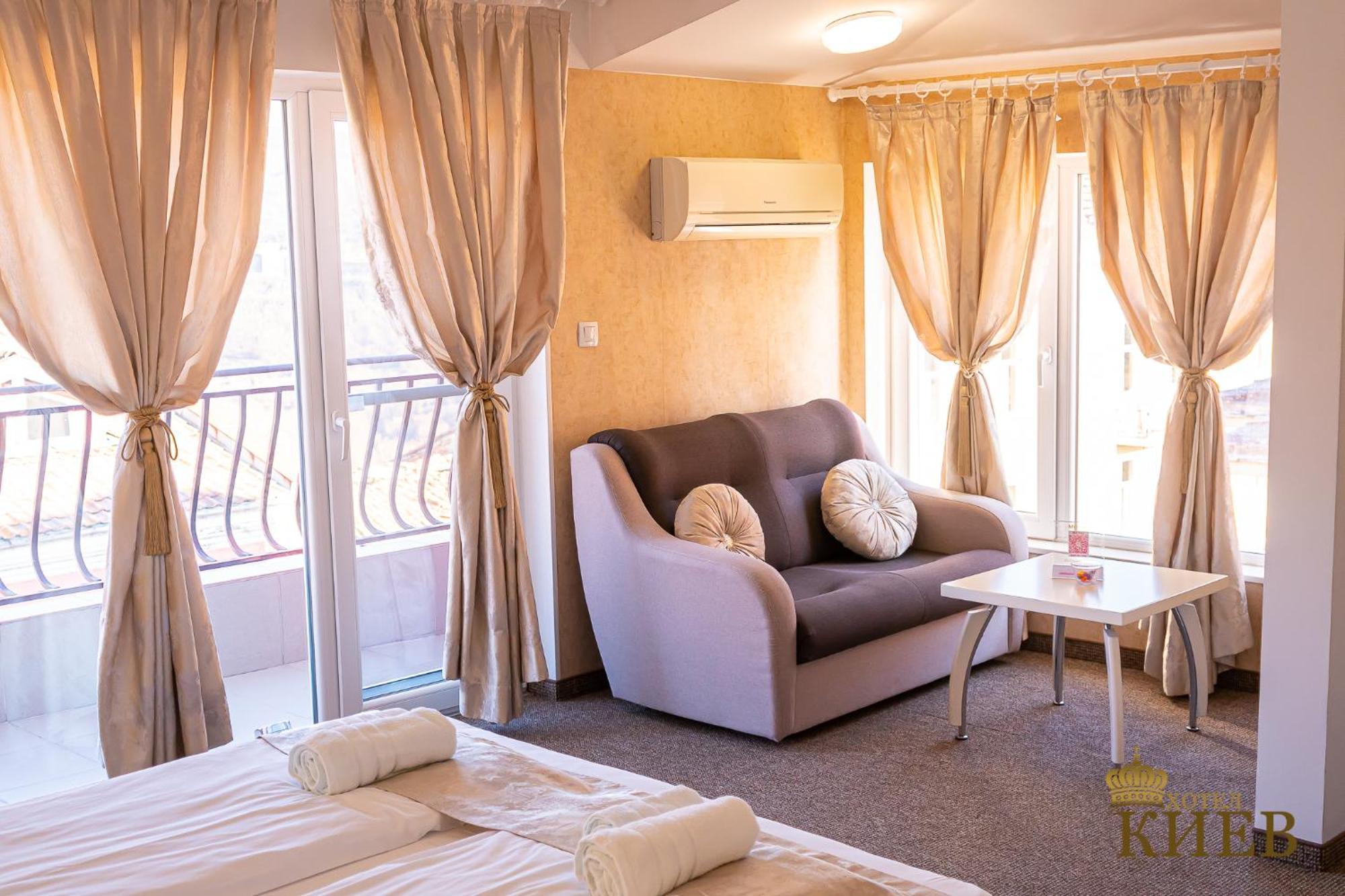 Hotel Kiev Veliko Tarnovo Buitenkant foto