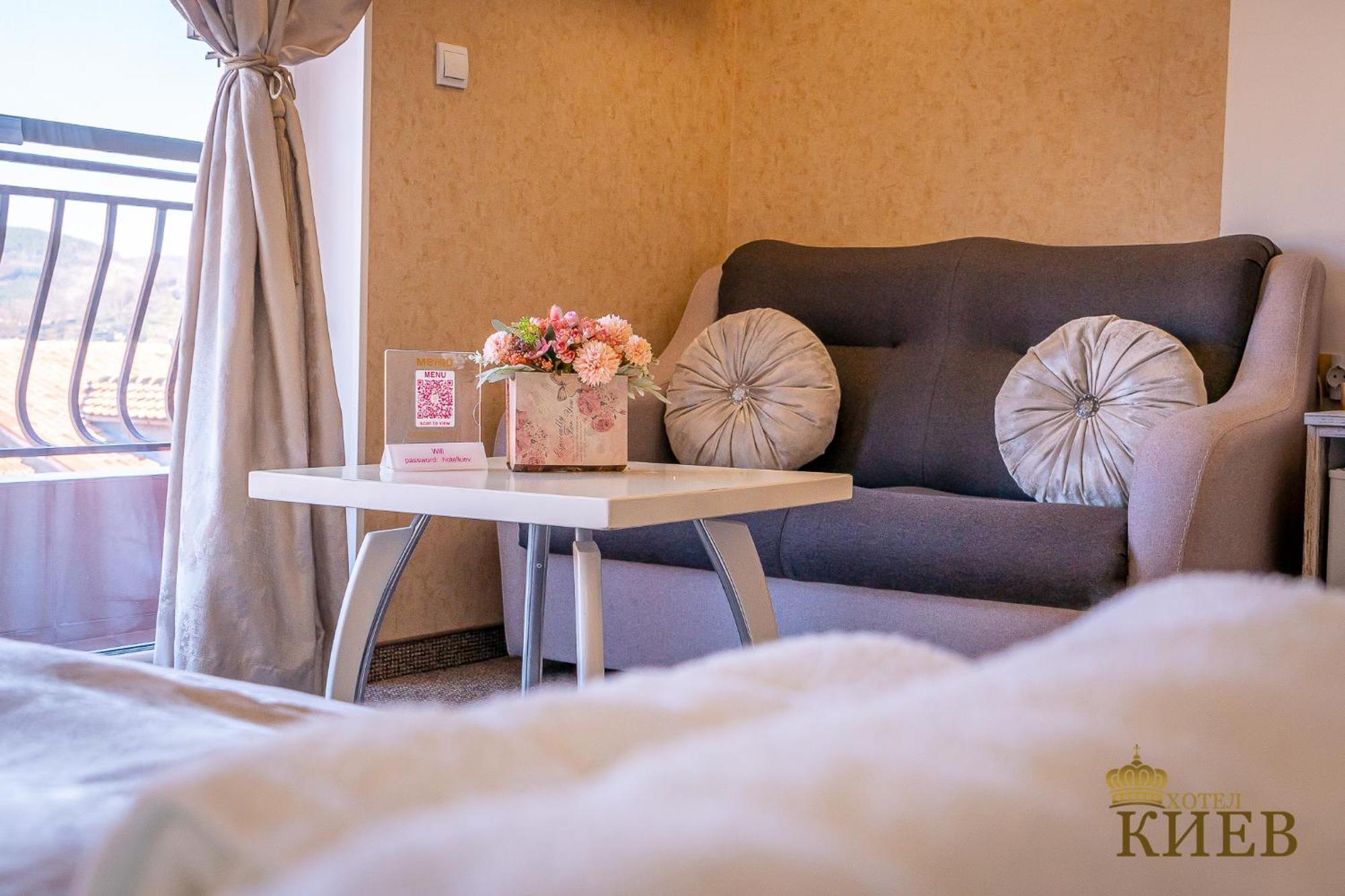 Hotel Kiev Veliko Tarnovo Buitenkant foto