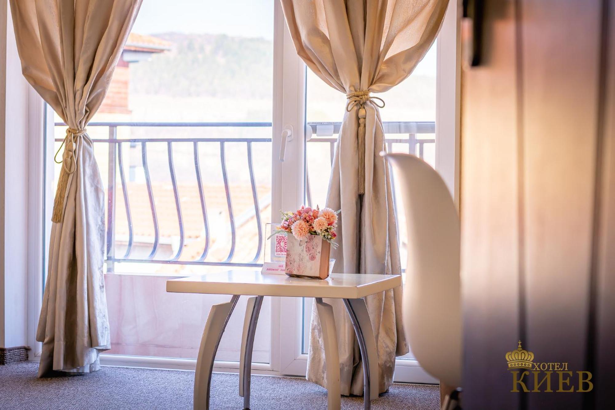 Hotel Kiev Veliko Tarnovo Buitenkant foto