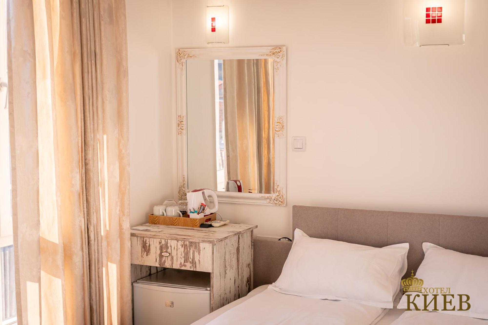 Hotel Kiev Veliko Tarnovo Buitenkant foto