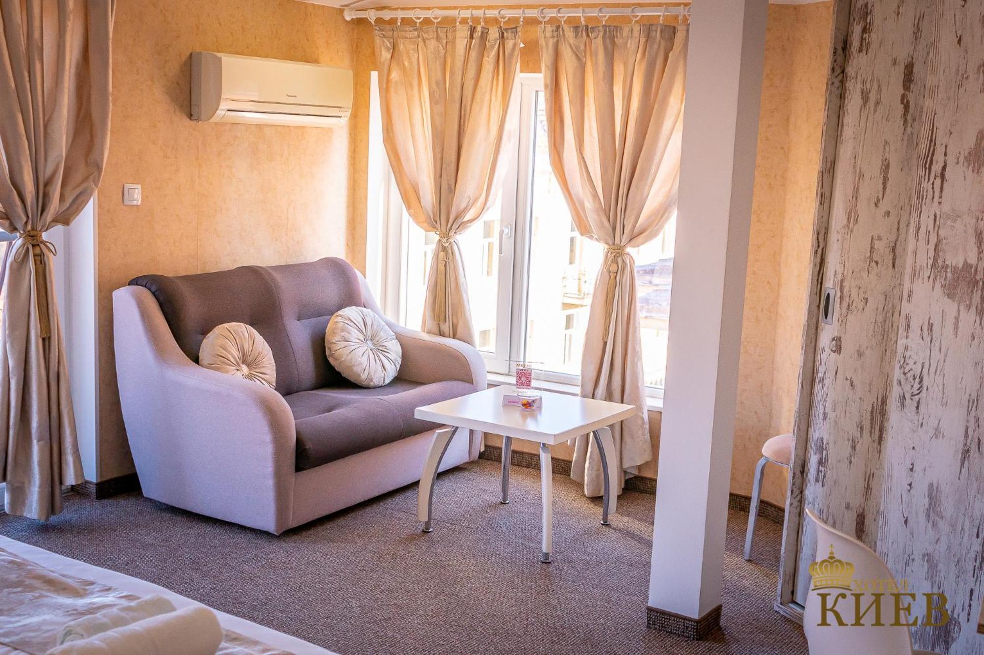 Hotel Kiev Veliko Tarnovo Buitenkant foto